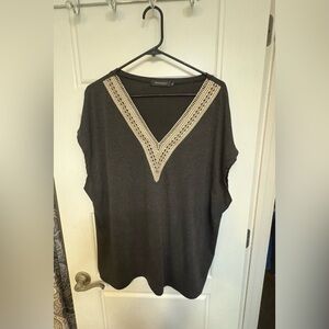 Women’s size XXL top good condition